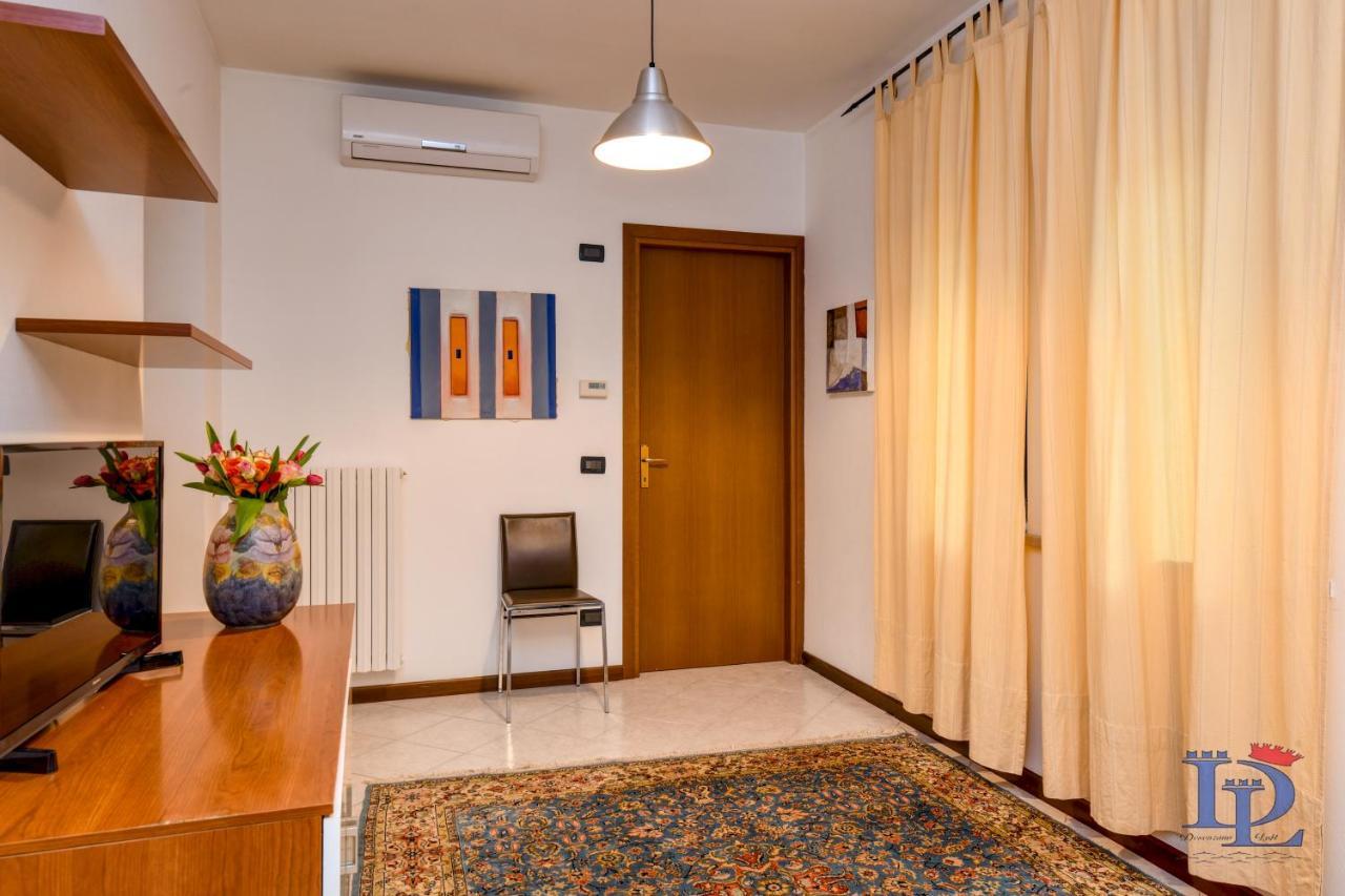 Apartmán Desenzanoloft Blue Lake Star Desenzano del Garda Exteriér fotografie